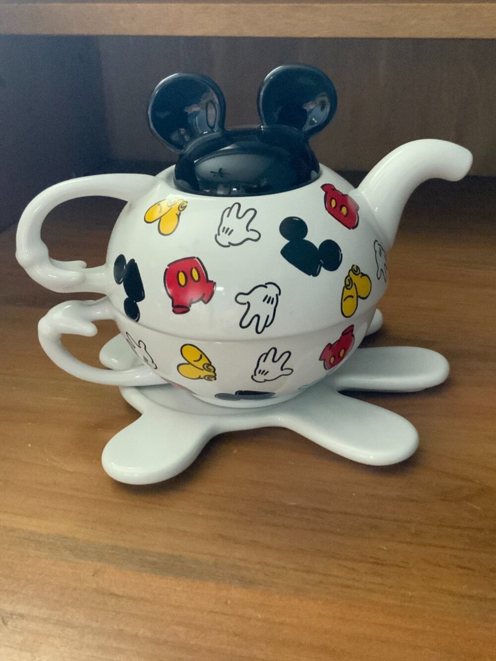 VINTAGE MICKEY MOUSE STACKING TEAPOT CUP/SAUCER for ONE made in THAILAND
